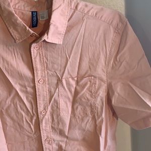 Casual light pink short sleeved button up.